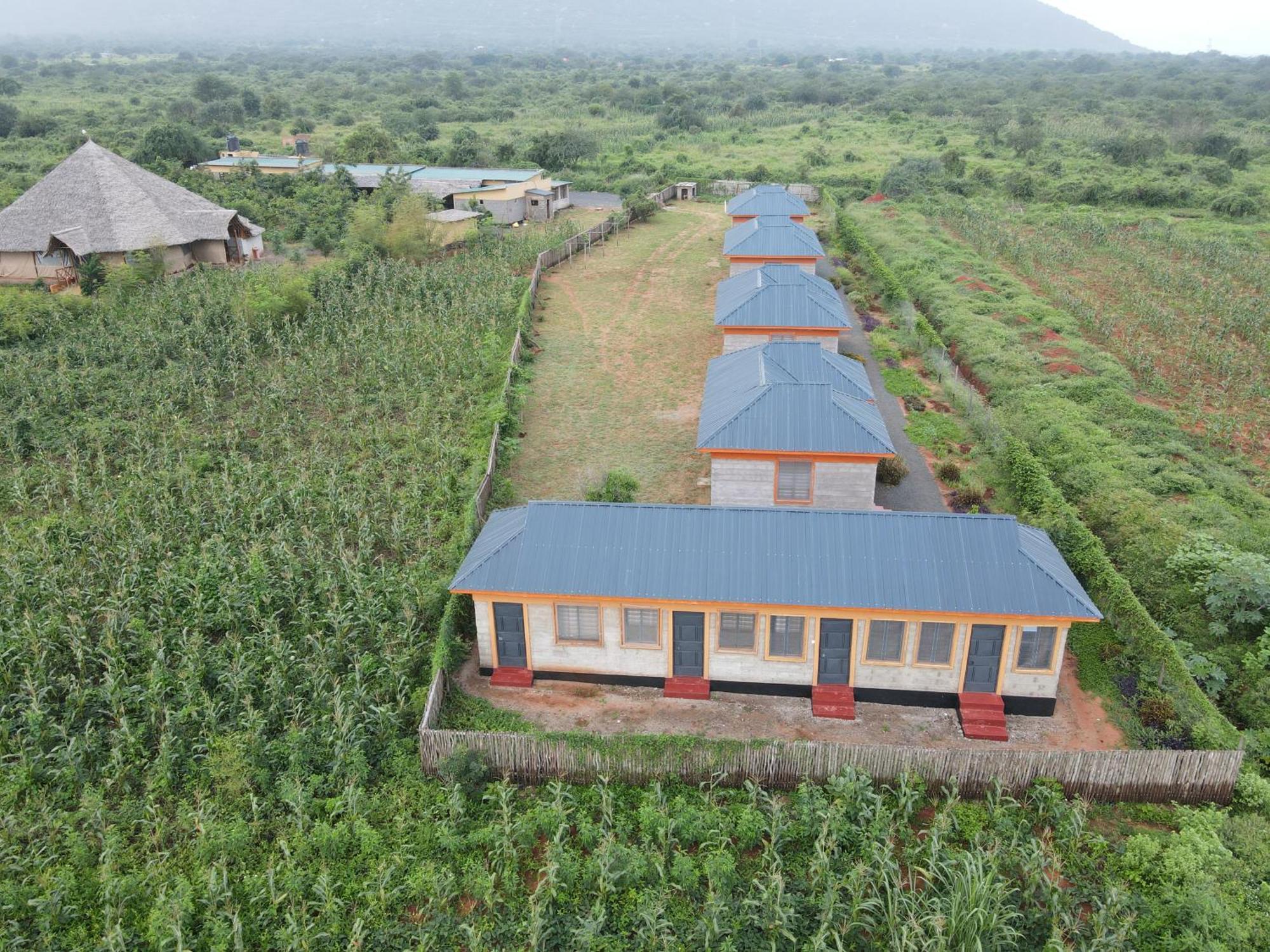 Tausa Tsavo Eco Lodge Voi Exterior foto